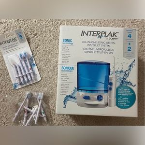 INTERPLAK dental and watering system